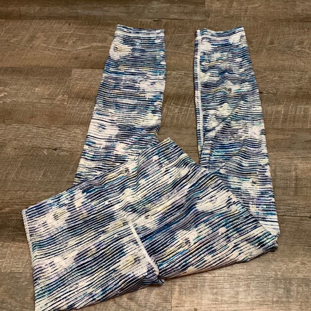 💜💙Lululemon Leggings Size 8💙💜